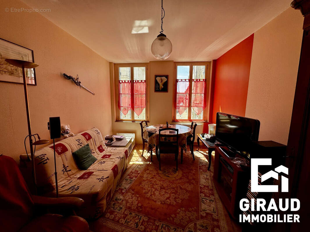 Appartement à FONTENAY-LE-COMTE