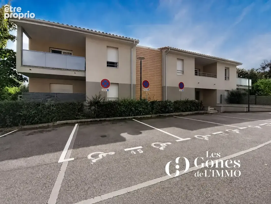 Appartement à CRAPONNE