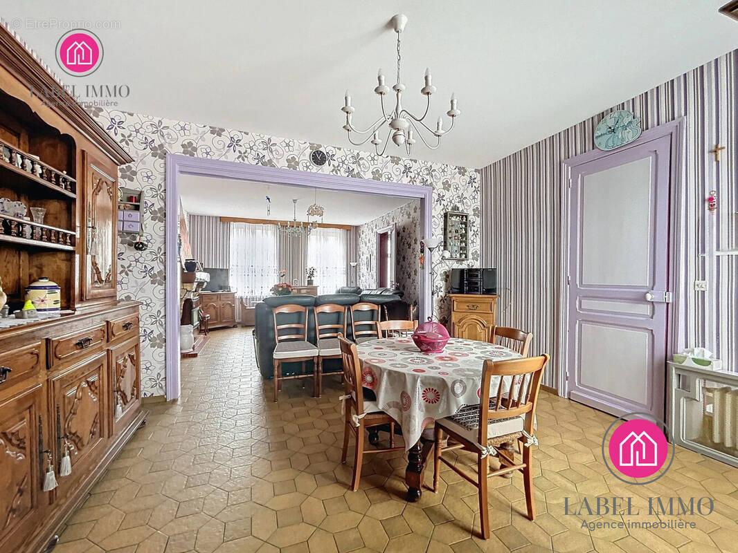 Maison à FRESNES-SUR-ESCAUT