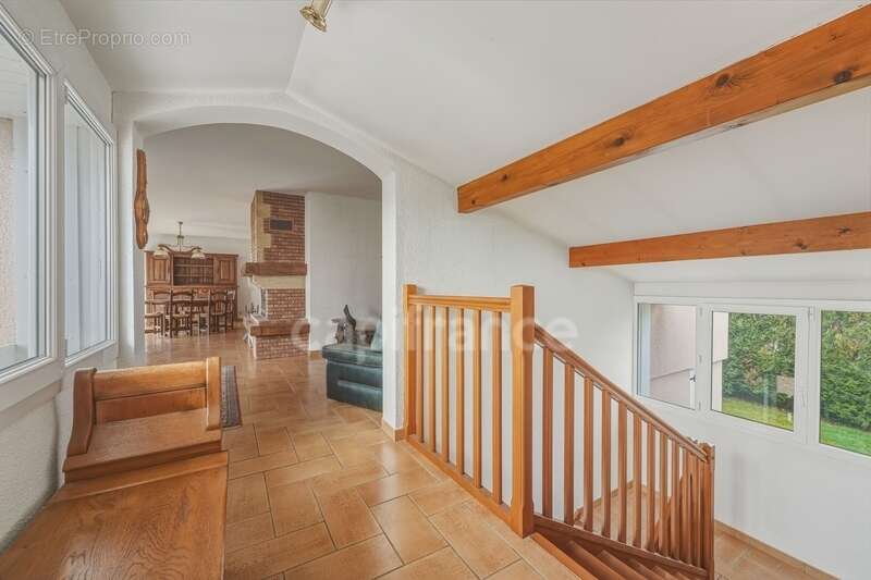 Maison à CROZET