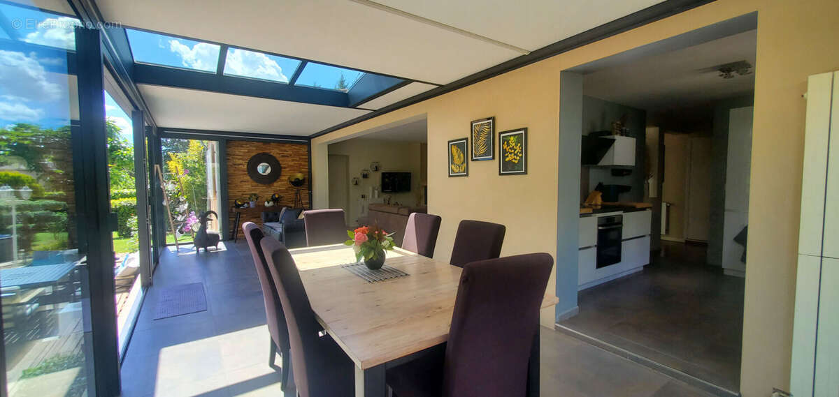 Maison à SAINT-MAXIMIN-LA-SAINTE-BAUME