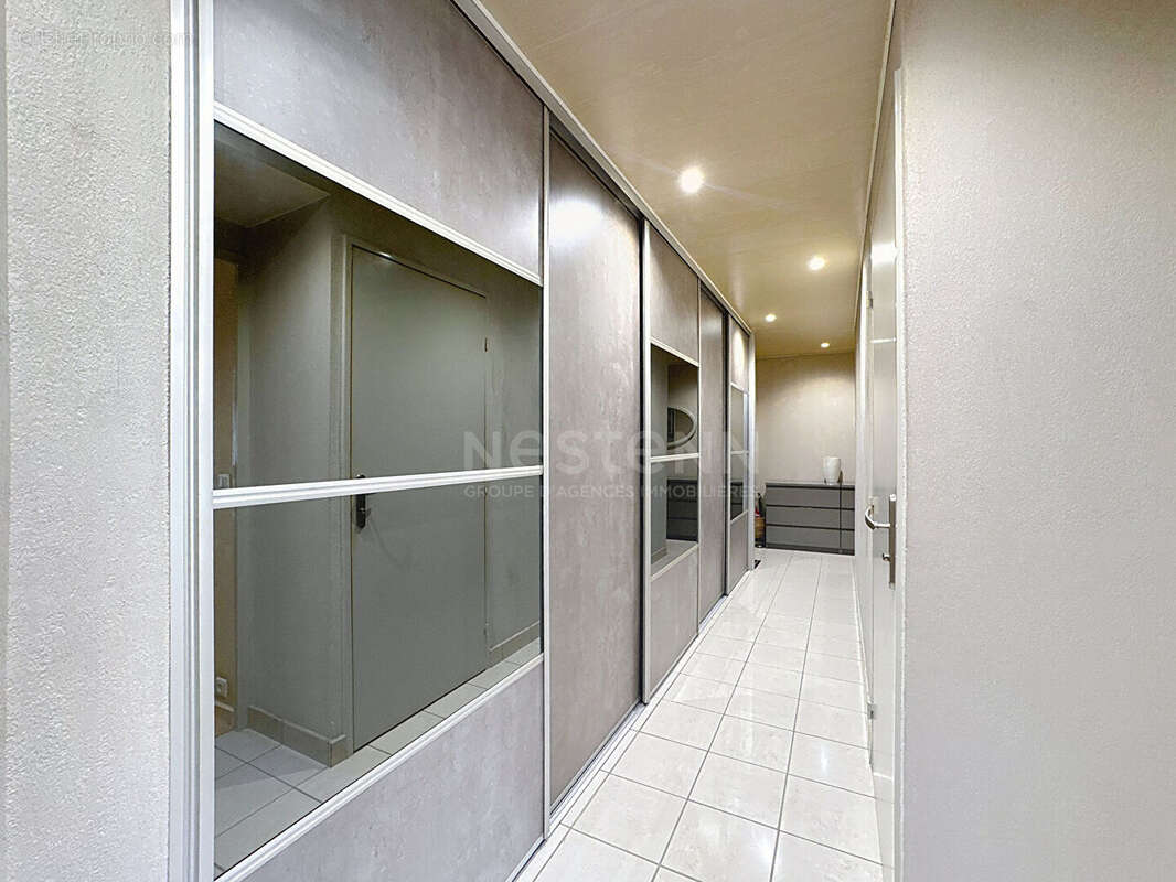 Appartement à LAMORLAYE