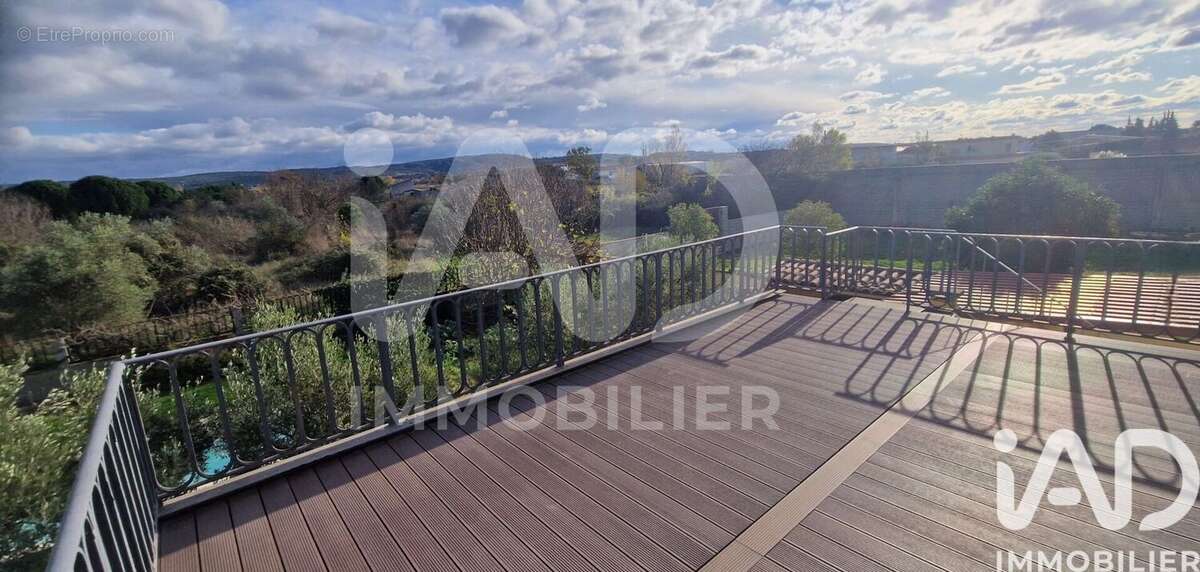 Photo 3 - Maison à REMOULINS