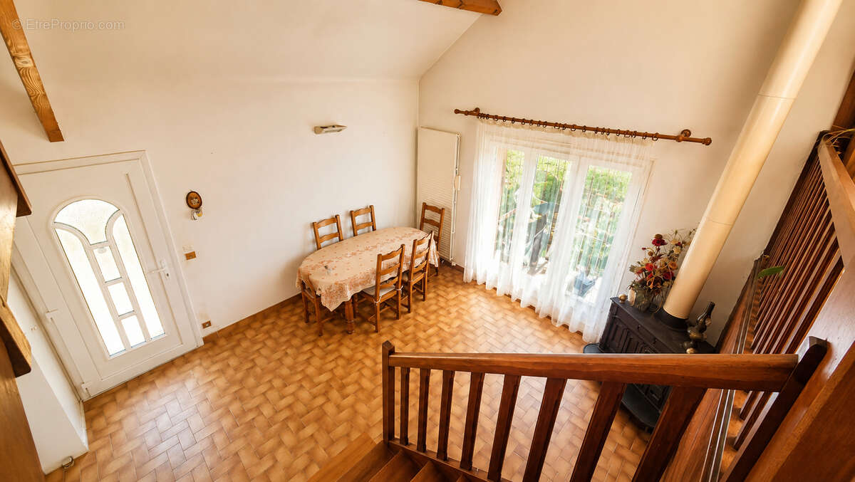 Maison à PIERRES