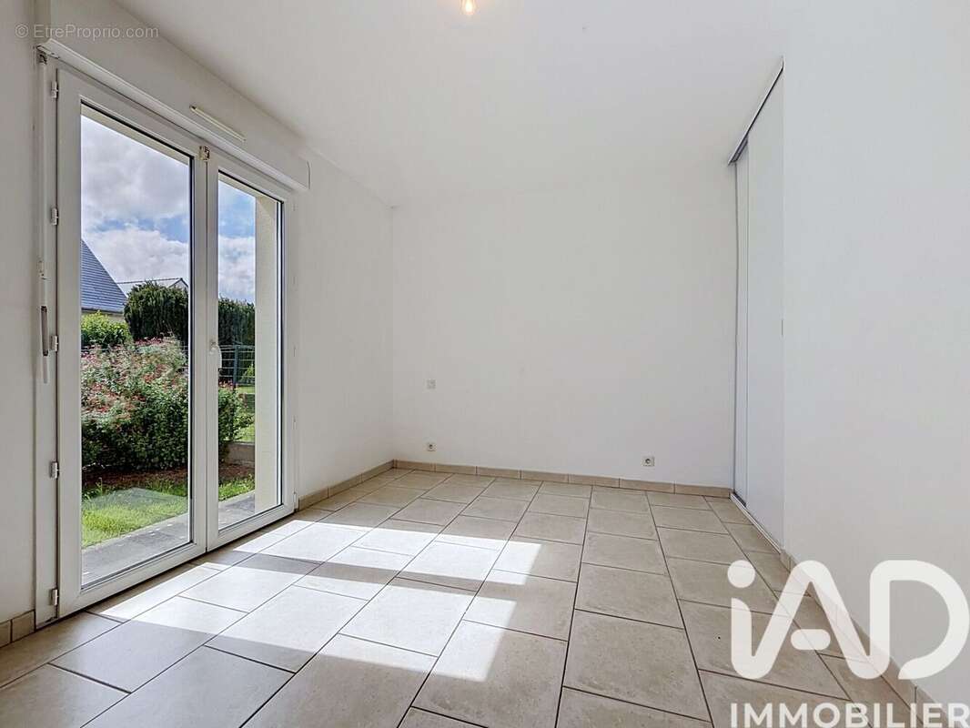 Photo 6 - Maison à MINIAC-MORVAN