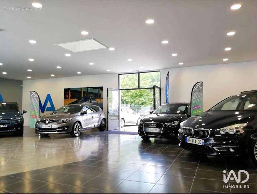 Photo 4 - Commerce à SAINT-ARNOULT-EN-YVELINES