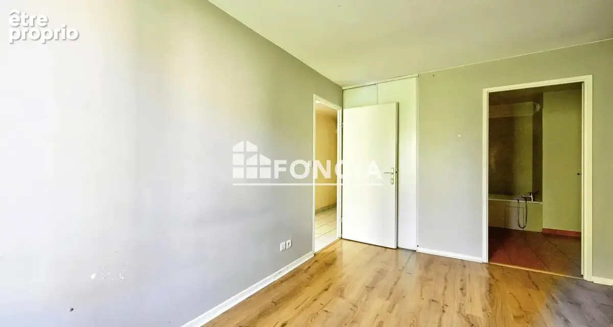 À VENDRE – Appartement 2 pièces avec parking privé – Centre d’Osny - photo 7