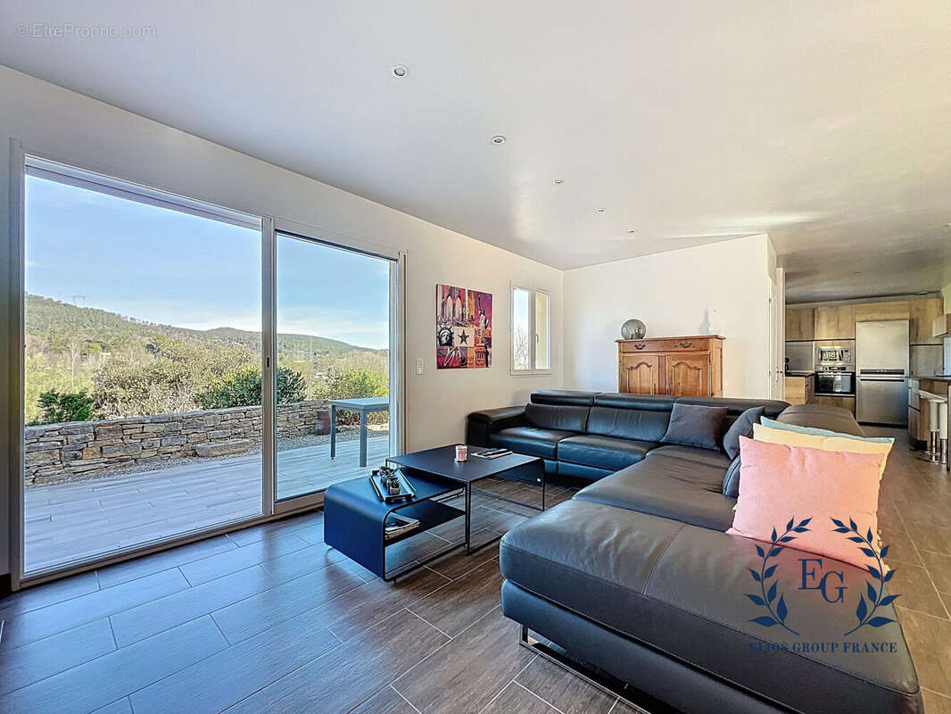 Maison à BESSE-SUR-ISSOLE