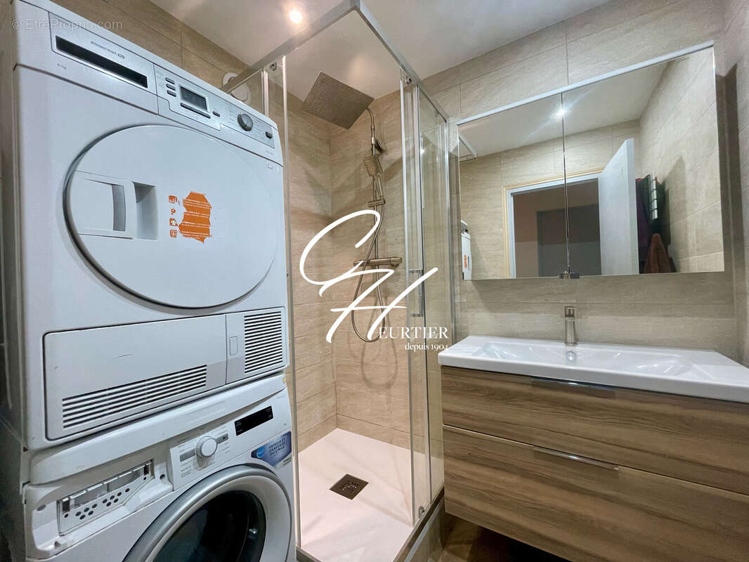 Appartement à CHAMP-SUR-DRAC