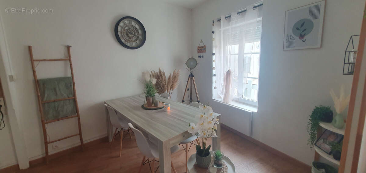 Appartement à CHATEAUNEUF-EN-THYMERAIS