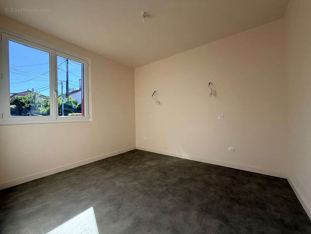 Maison Aurillac 5 pièces 101 m² sur une parcelle de 433 m² - photo 4