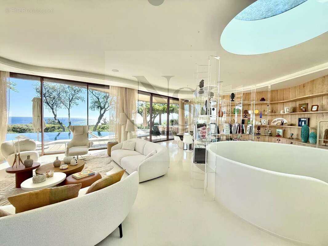 Maison à RAMATUELLE