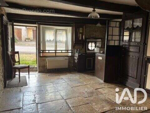 Maison 69 m² à Savigny  - photo 4