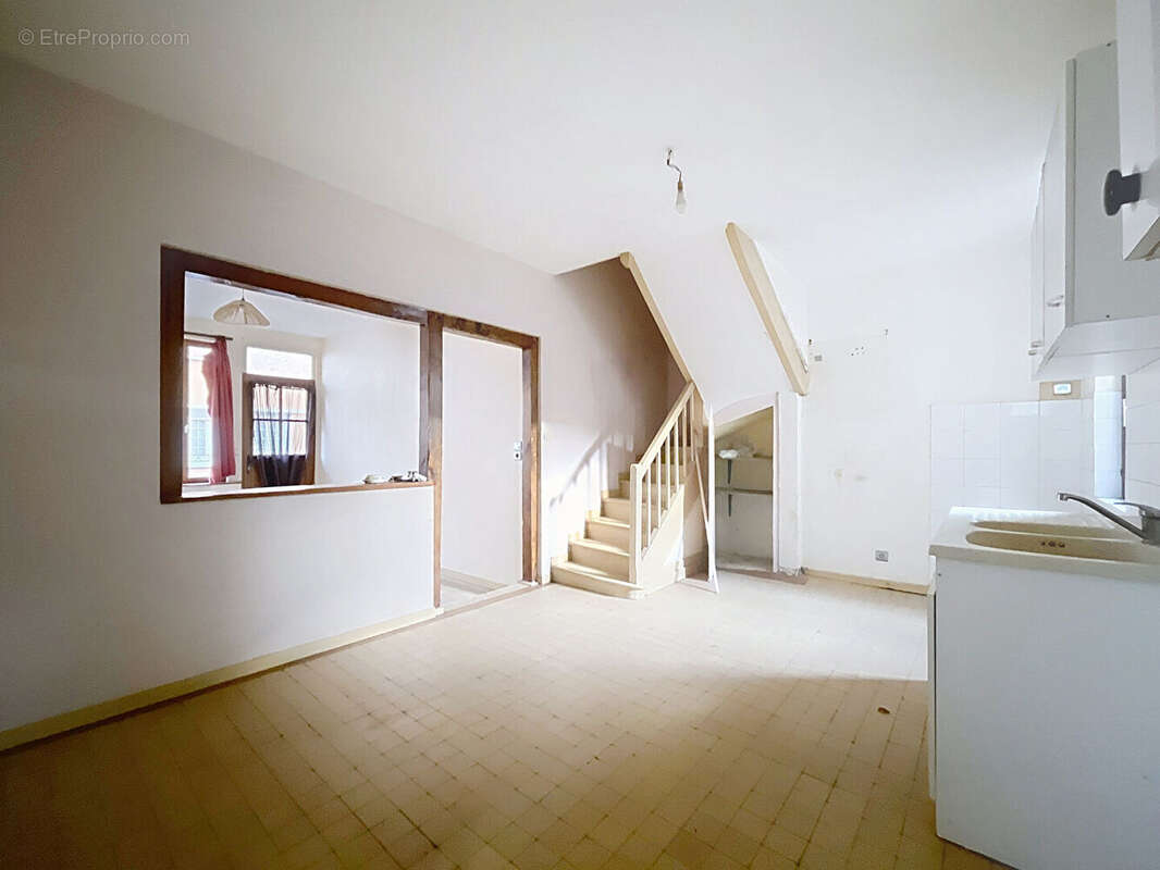 Maison à MONTFORT-SUR-RISLE