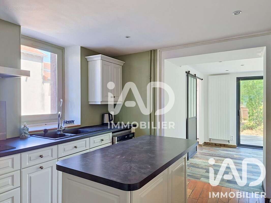 Maison 211 m² à Ozouer-Le-Voulgis  - photo 8