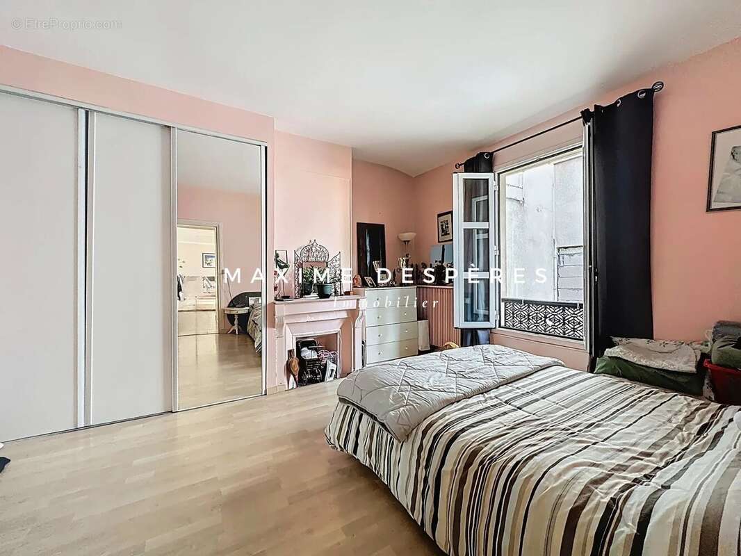 Appartement à NEUILLY-SUR-SEINE