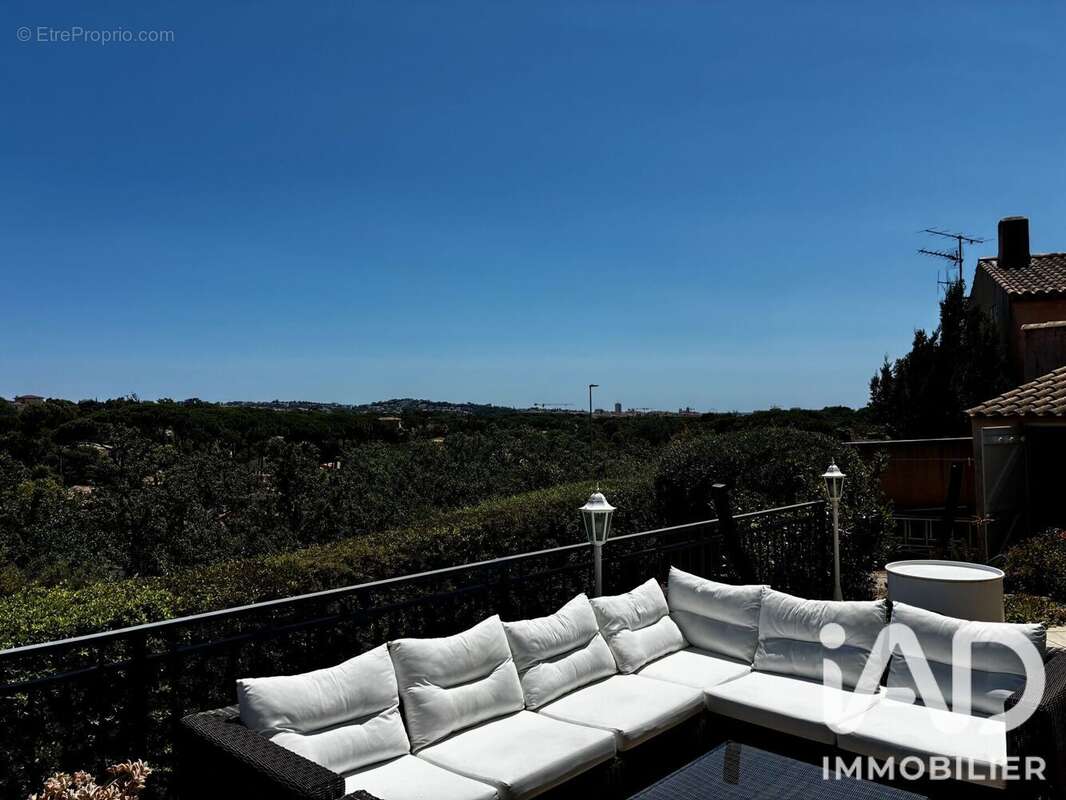 Maison 100 m² à Frejus  - photo 6