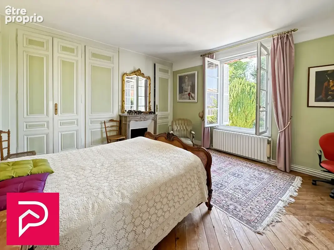 Propriété bourgeoise centre-ville de BERNAY - photo 9