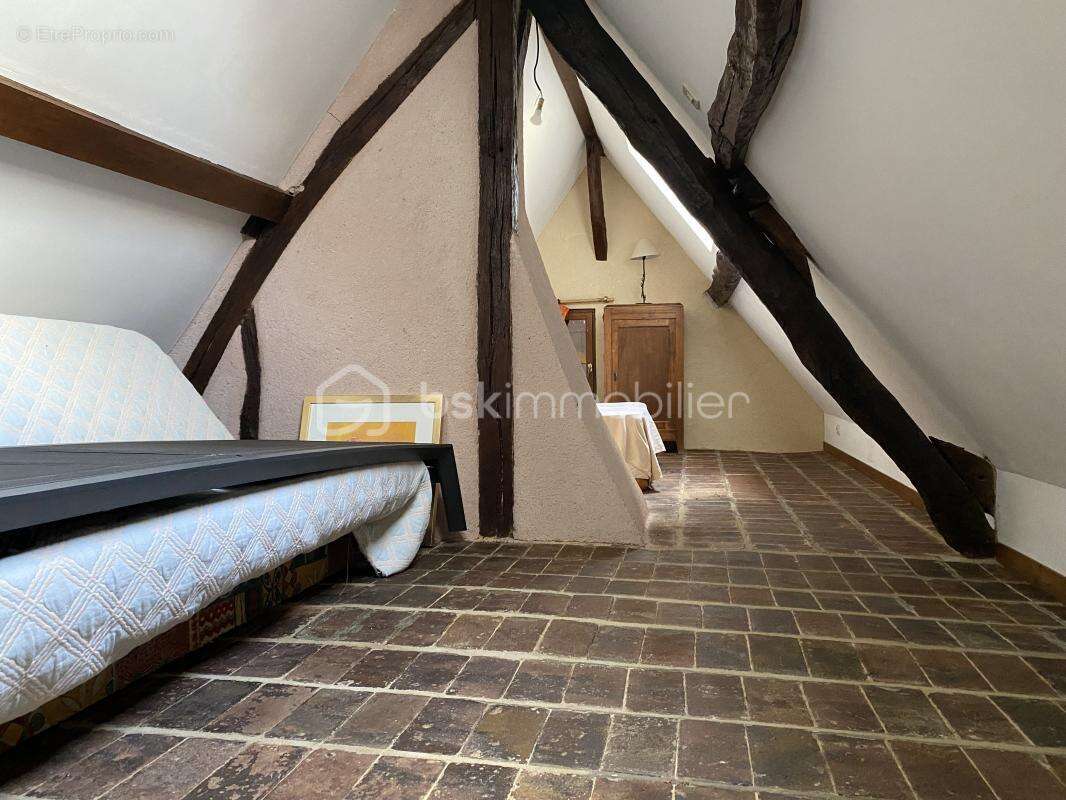 Maison à SAINT-OUEN-D'ATTEZ