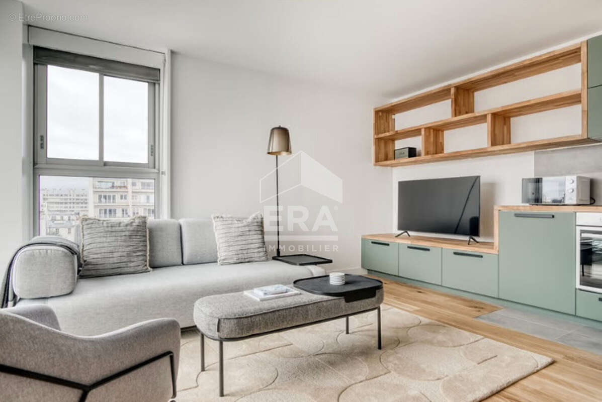 Appartement à PARIS-15E
