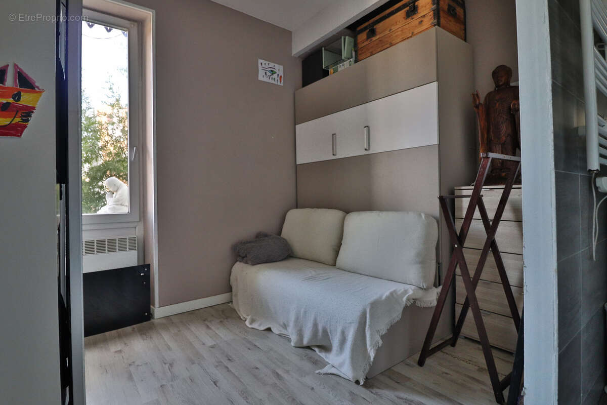 Appartement à CHARBONNIERES-LES-BAINS