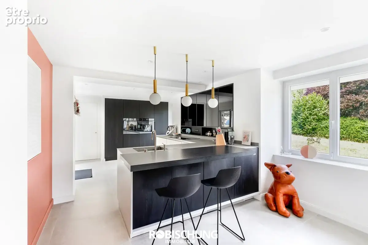 SPECHBACH : Une maison rénovée de caractère alliant charme & confort ! - photo 5