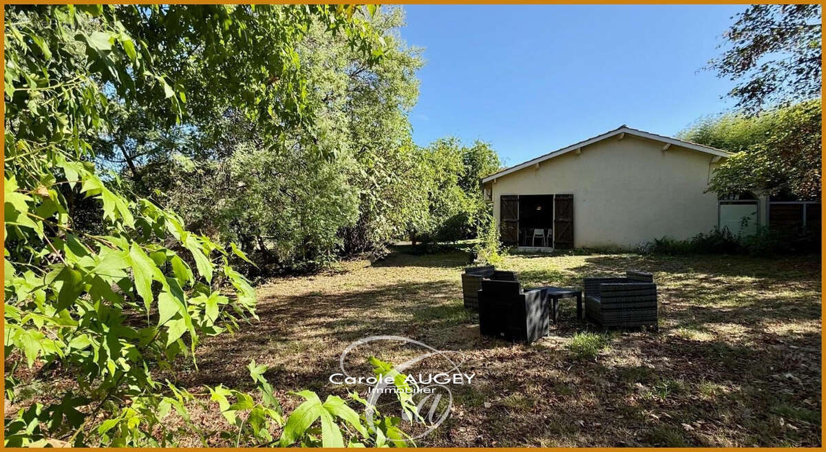 Maison à AMBARES-ET-LAGRAVE