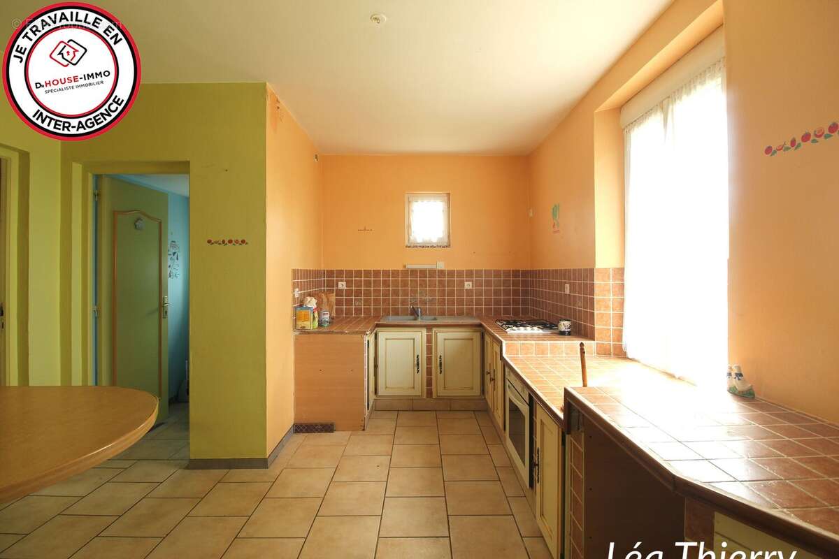 Maison 300 m² à Lyons-La-Foret  - photo 5