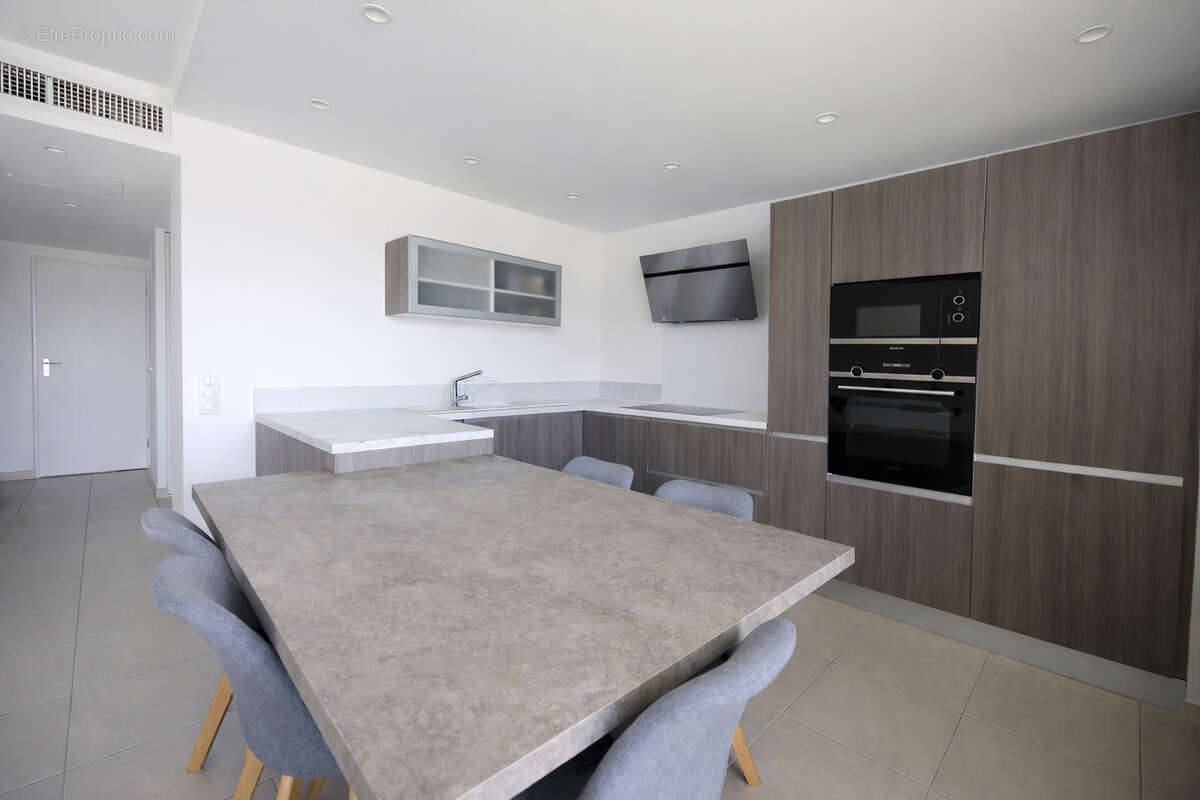 Appartement à MANDELIEU-LA-NAPOULE