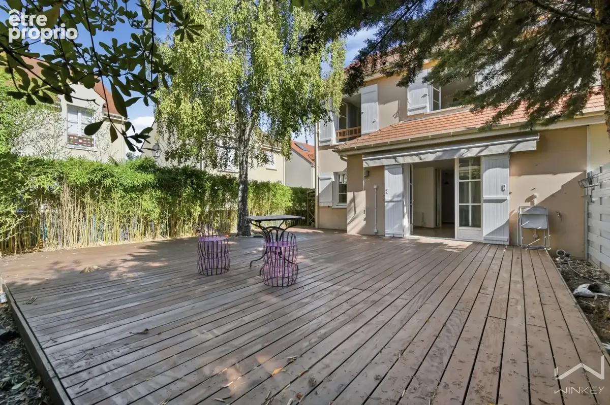 Maison familiale 4 chambres — 125 m2 au sol — Terrasse 90 m2 — Nanterre Mont-Valérien / Bergères - photo 2