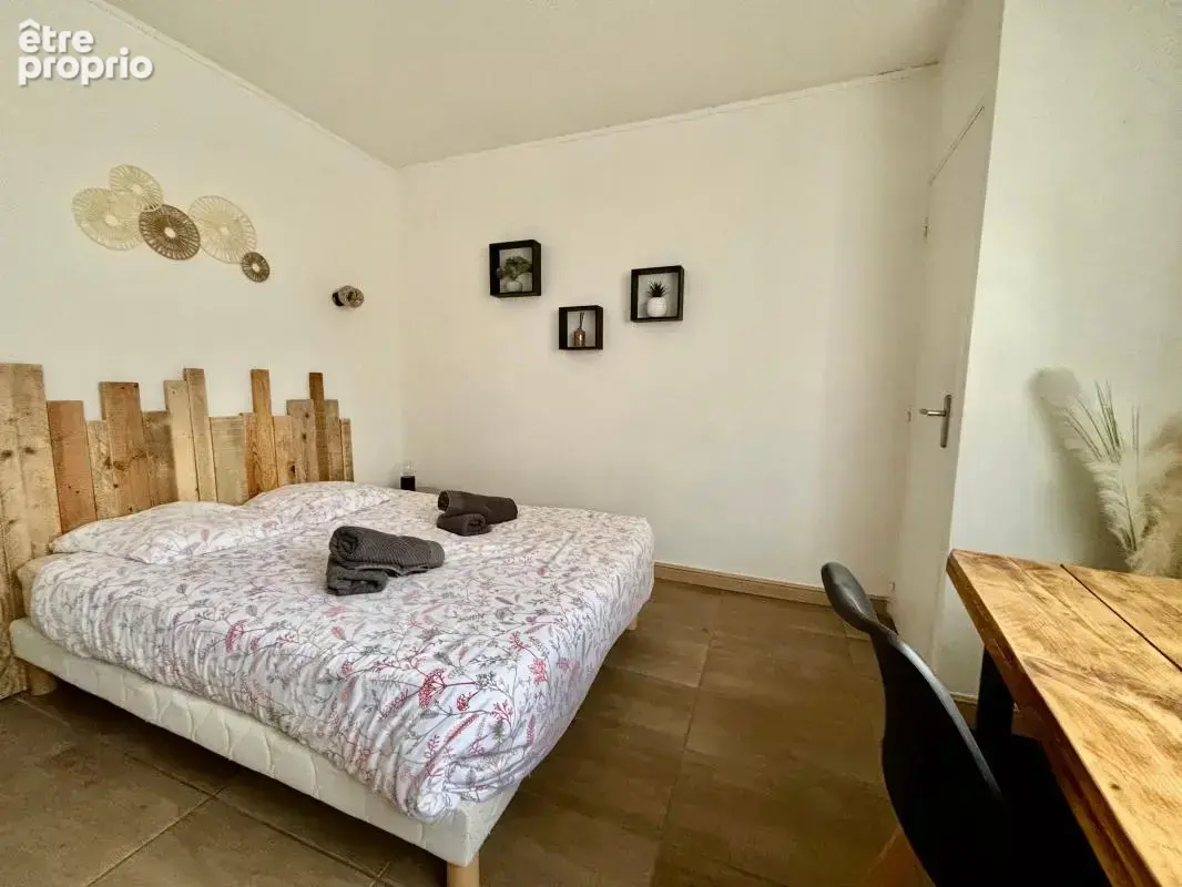 Appartement À Vendre- Pau (Quartier des Halles) - photo 2