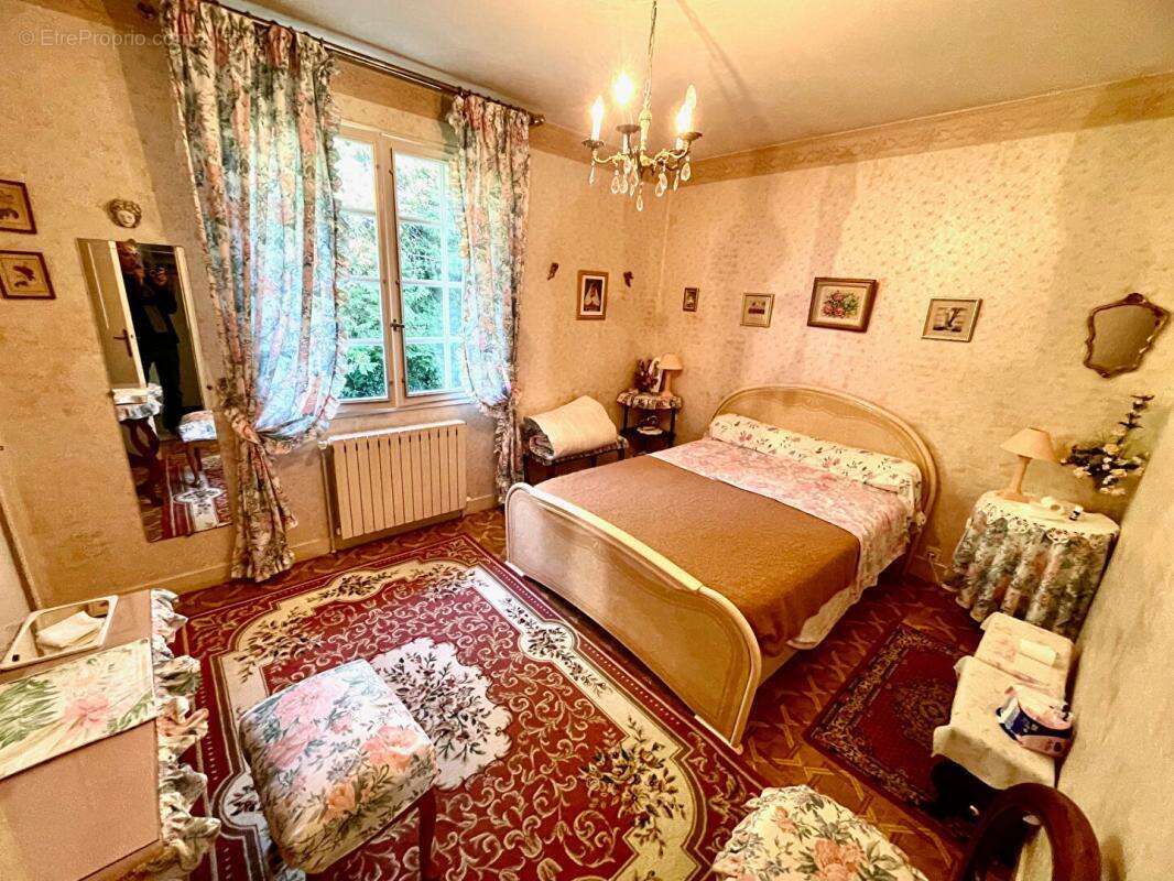 Maison à MAGNAC-LAVAL