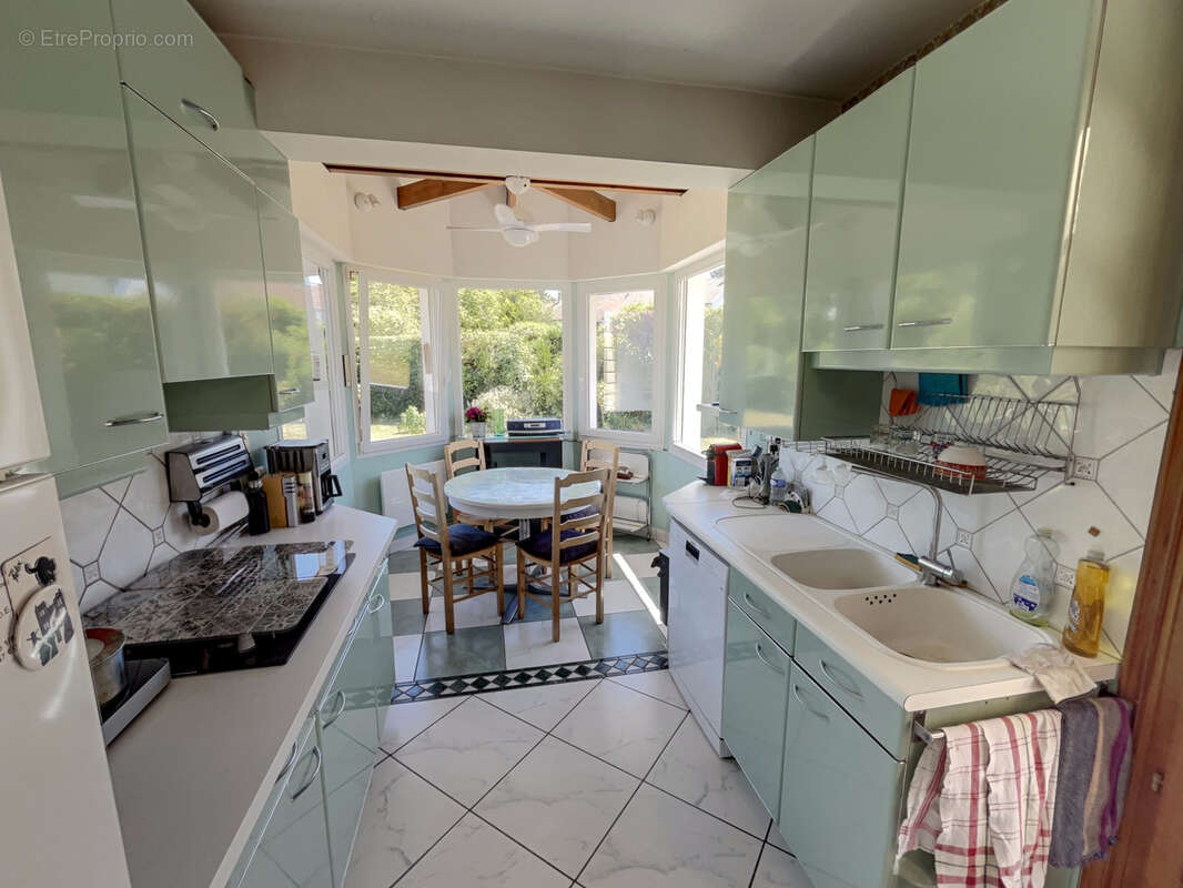 Nouveauté en exclusivité   maison familiale dans un quartier calme et recherché - photo 6
