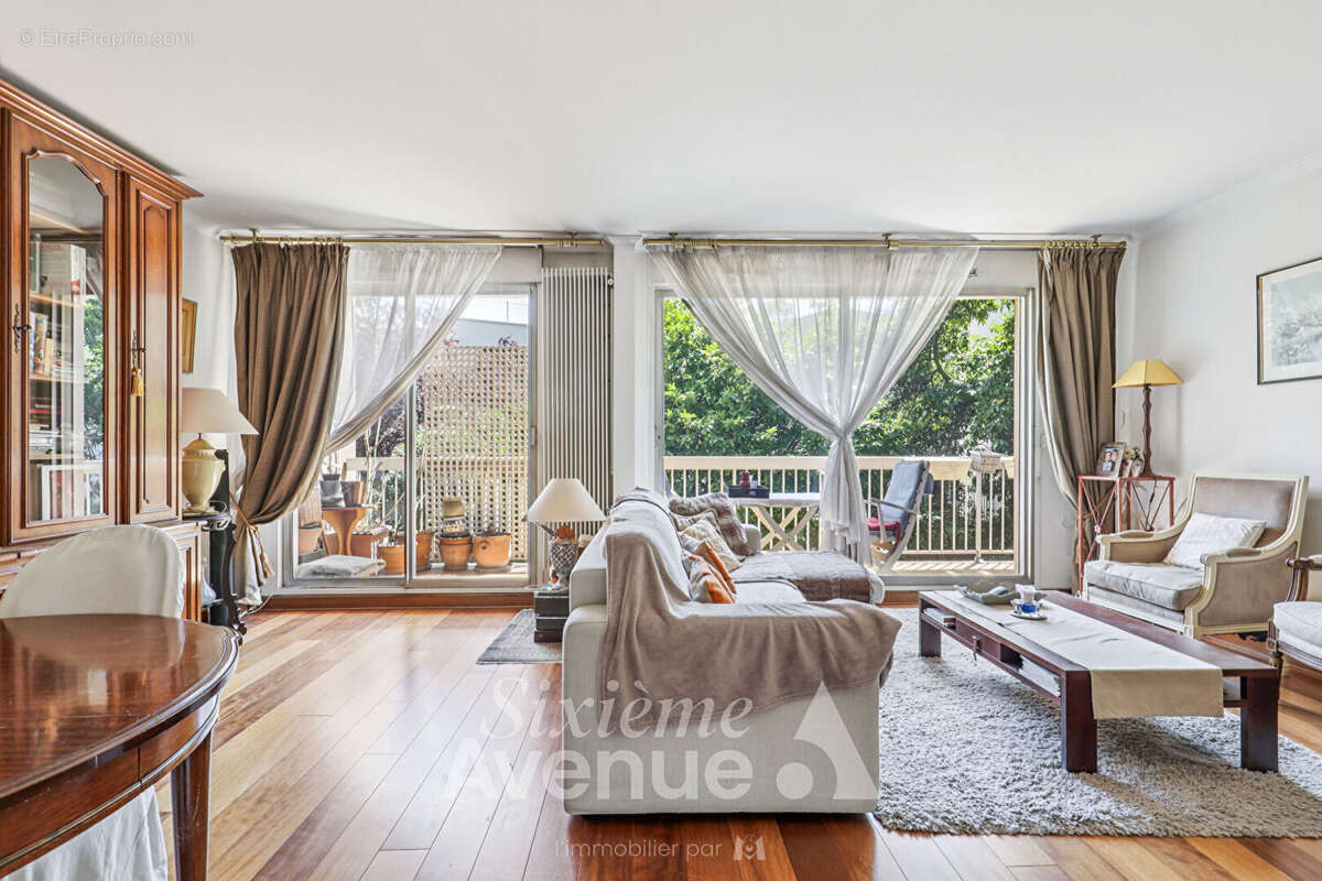 Appartement à PARIS-12E