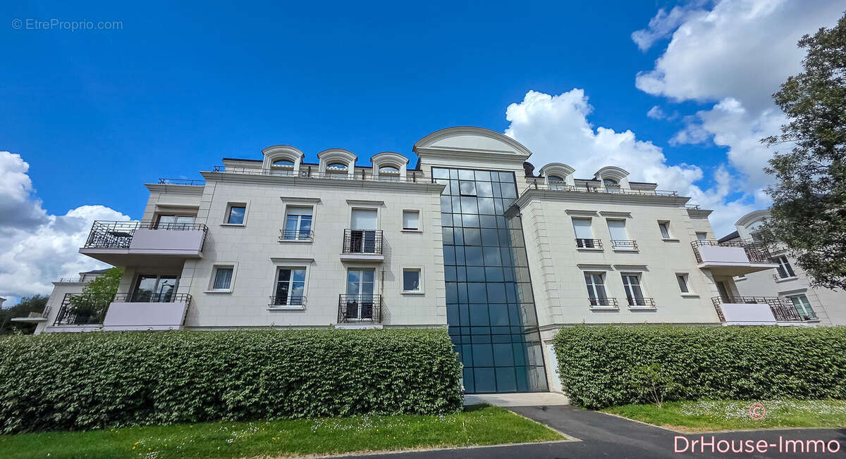 Appartement à SAINT-CYR-SUR-LOIRE