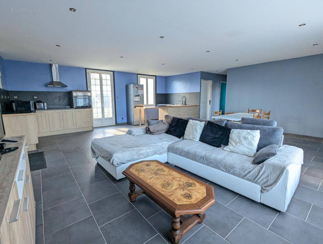 Maison à SAINTE-ANNE-SUR-BRIVET