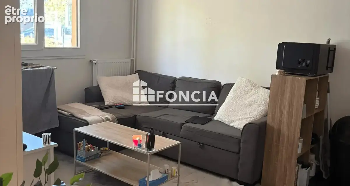 Appartement T2 avec balcon louer avec parking et cave au pied du Tram - photo 2