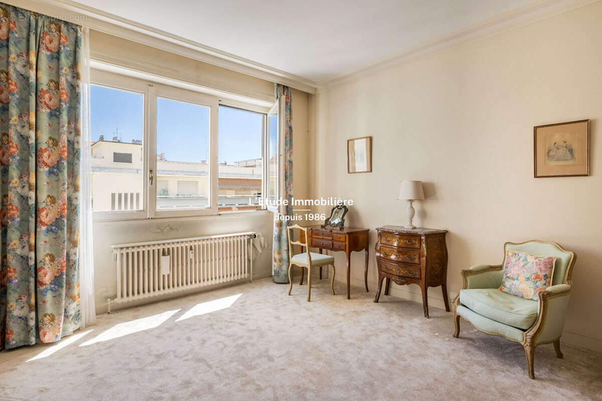 Appartement à LYON-6E