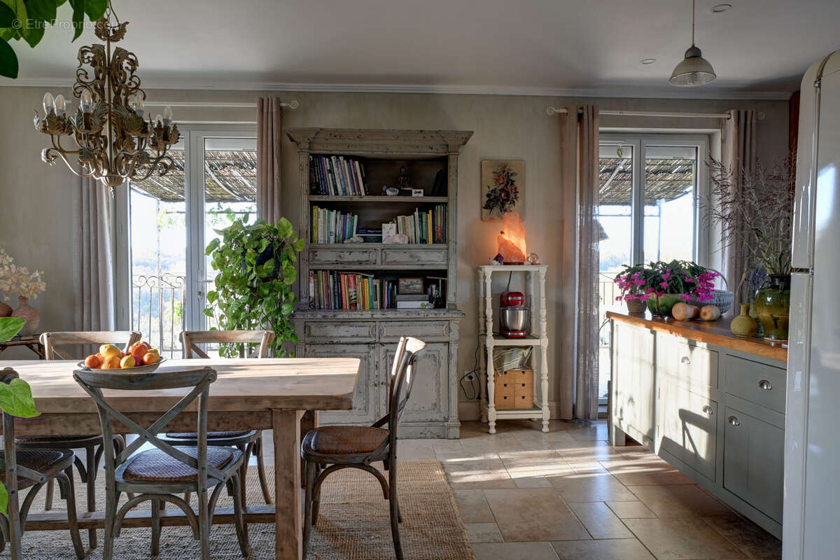 Maison de campagne avec piscine et grange et gîte - photo 10