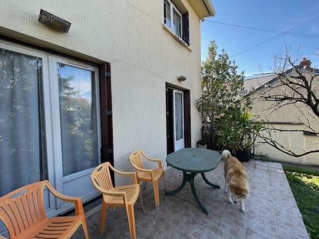 Maison à LE BLANC-MESNIL