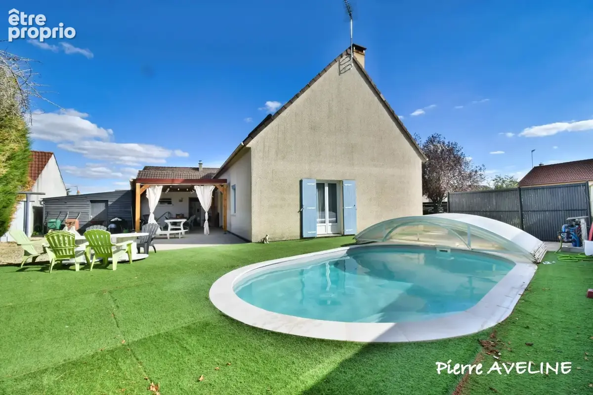 Maison à BROU