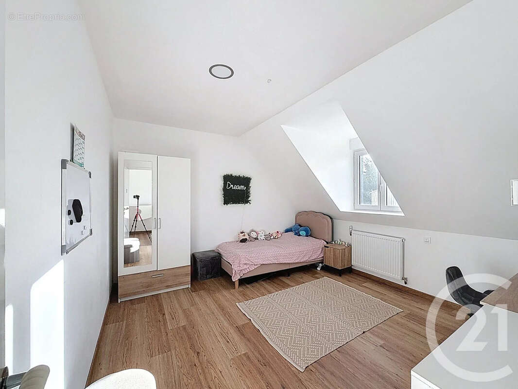 Maison à PLENEE-JUGON