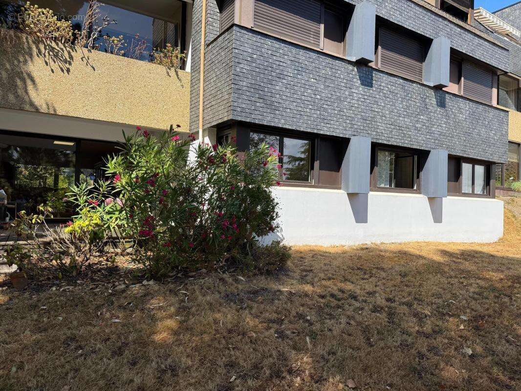 Larmor-Plage – Appartement familial de 100 m² potentiel 4 chambres et environnement verdoyant à quelques minutes des plages - photo 2