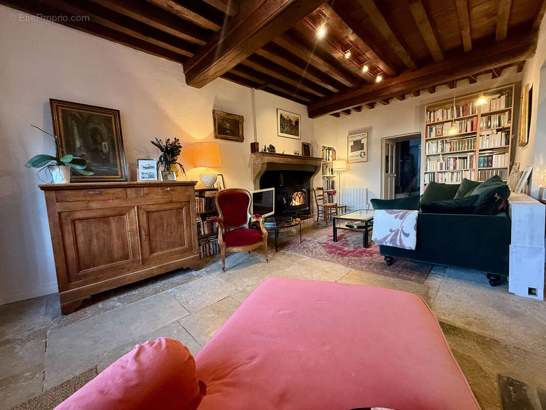 Maison à VEZELAY