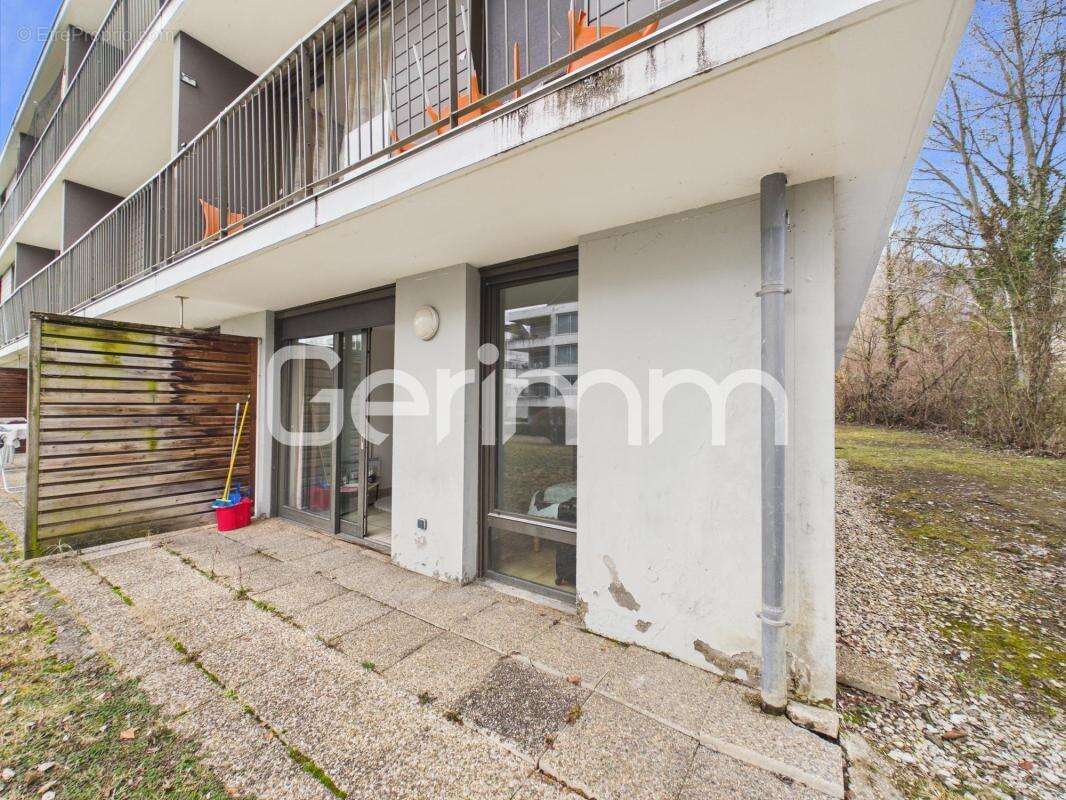 Appartement à MEYLAN