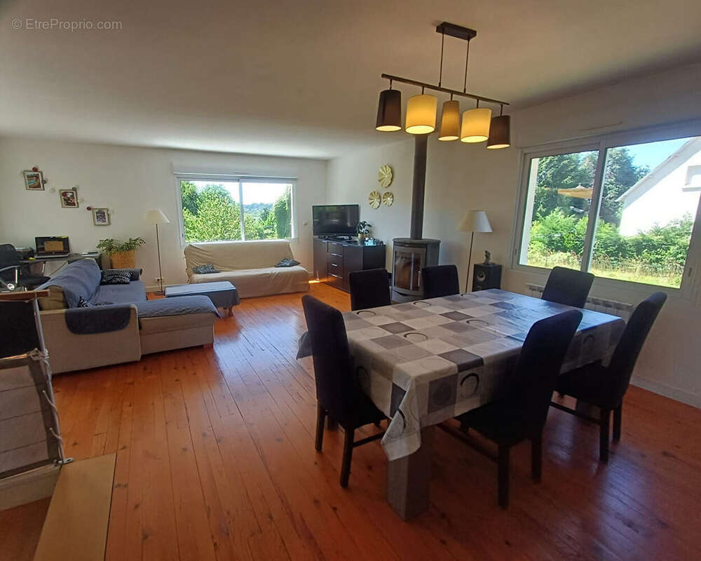 Maison à PLESTIN-LES-GREVES