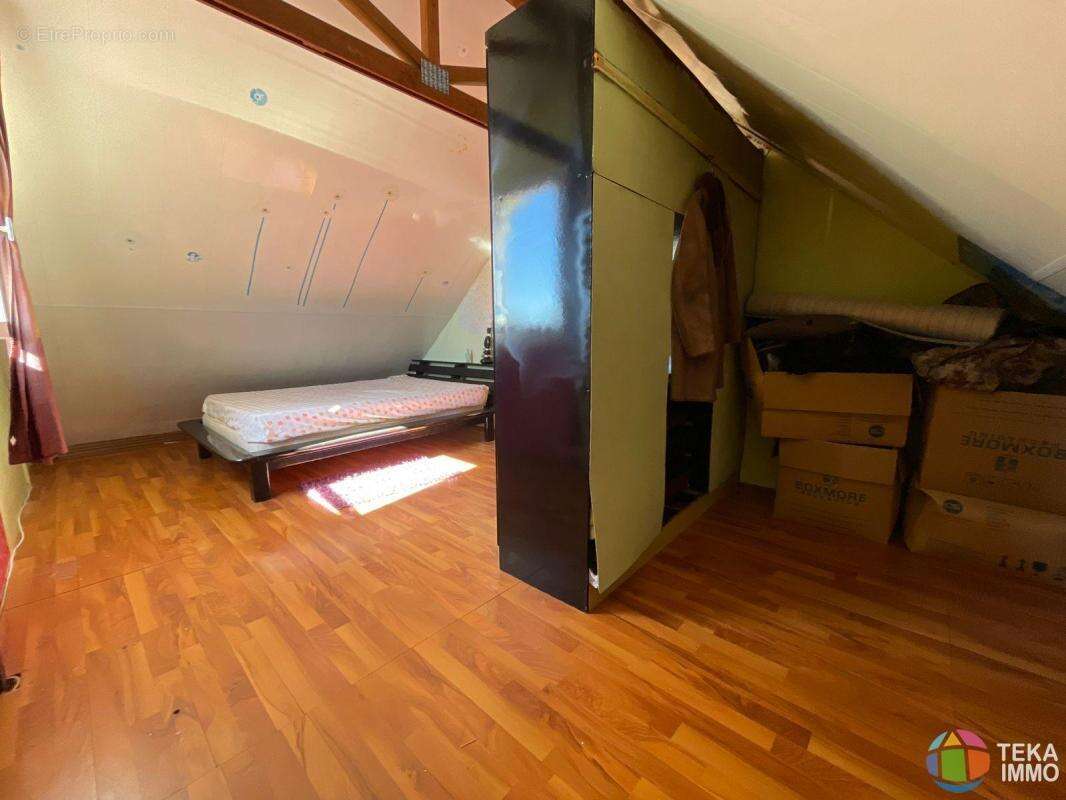 FABIEN TEKA IMMO vous propose une maison F6 à la vente à proximité du village de la Plaine des Palmistes - photo 6