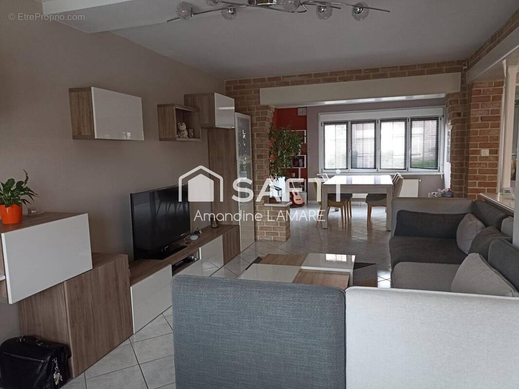 Photo 1 - Maison à HARNES