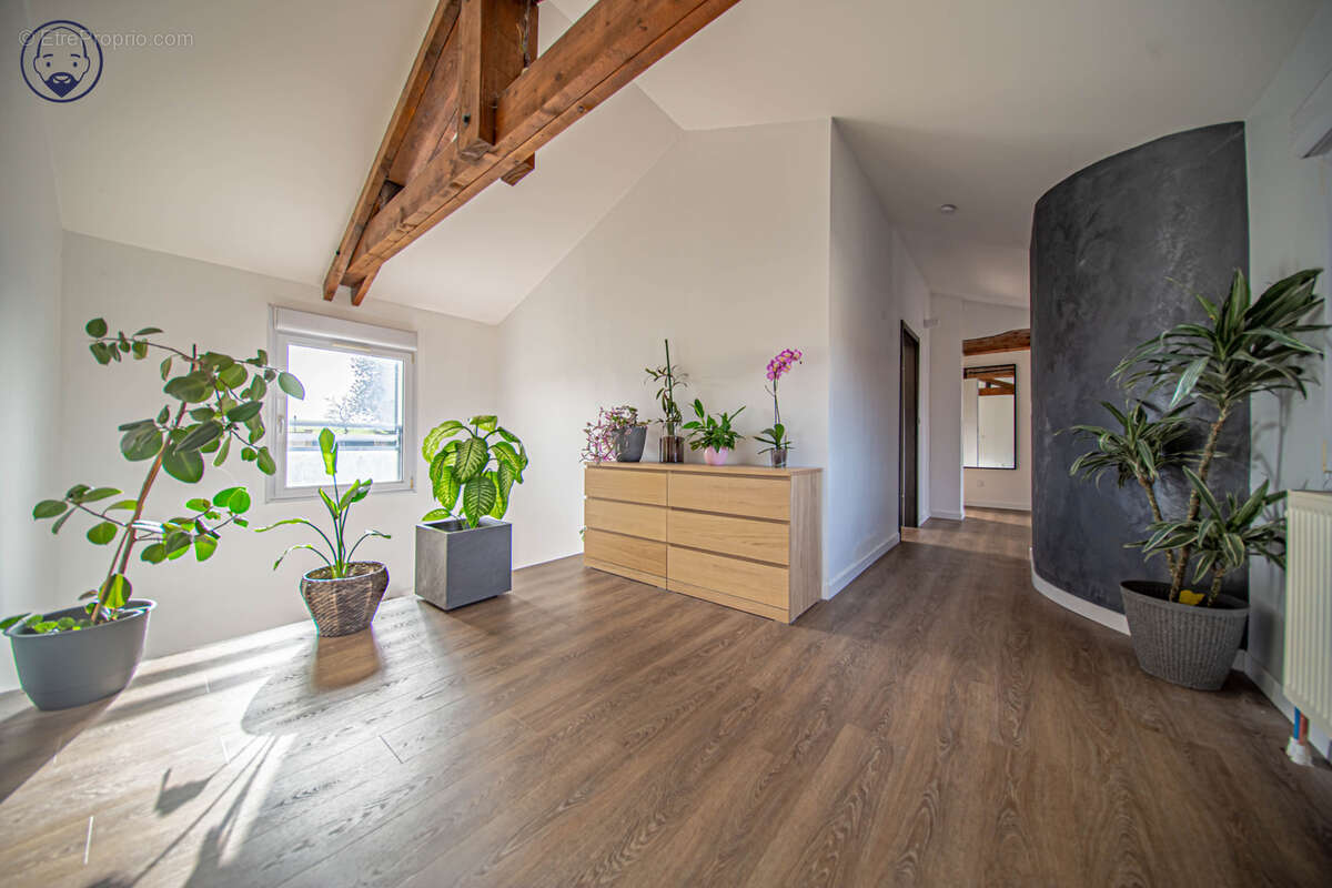 Maison à COMMERCY