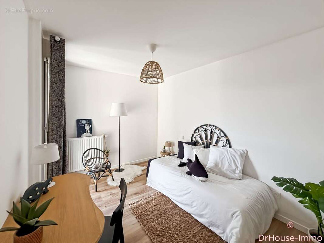 Appartement 76 m² à Merignac  - photo 59